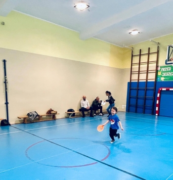 r12