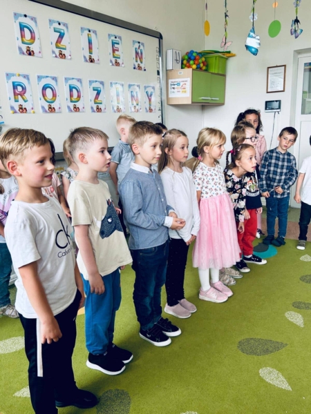 „Rodzina – tu zaczyna się życie, a miłość nigdy nie kończy”