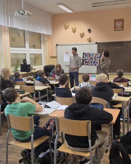 Wizyta Stowarzyszenia Teatr Brama w klasach IV–VIII 