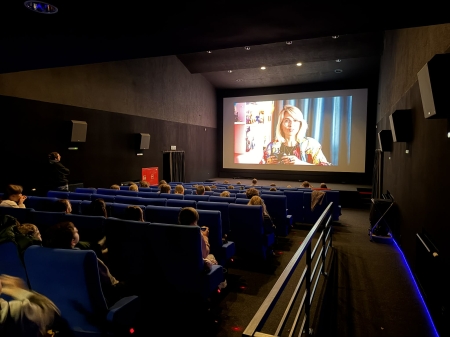 Wyjście klasy 4. do kina